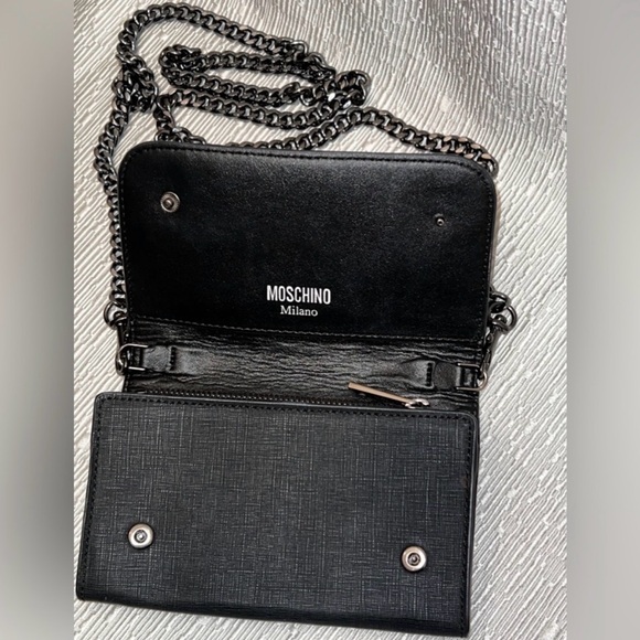 Moschino Transformer Teddy Crossbody Wallet - Picture 8 of 10